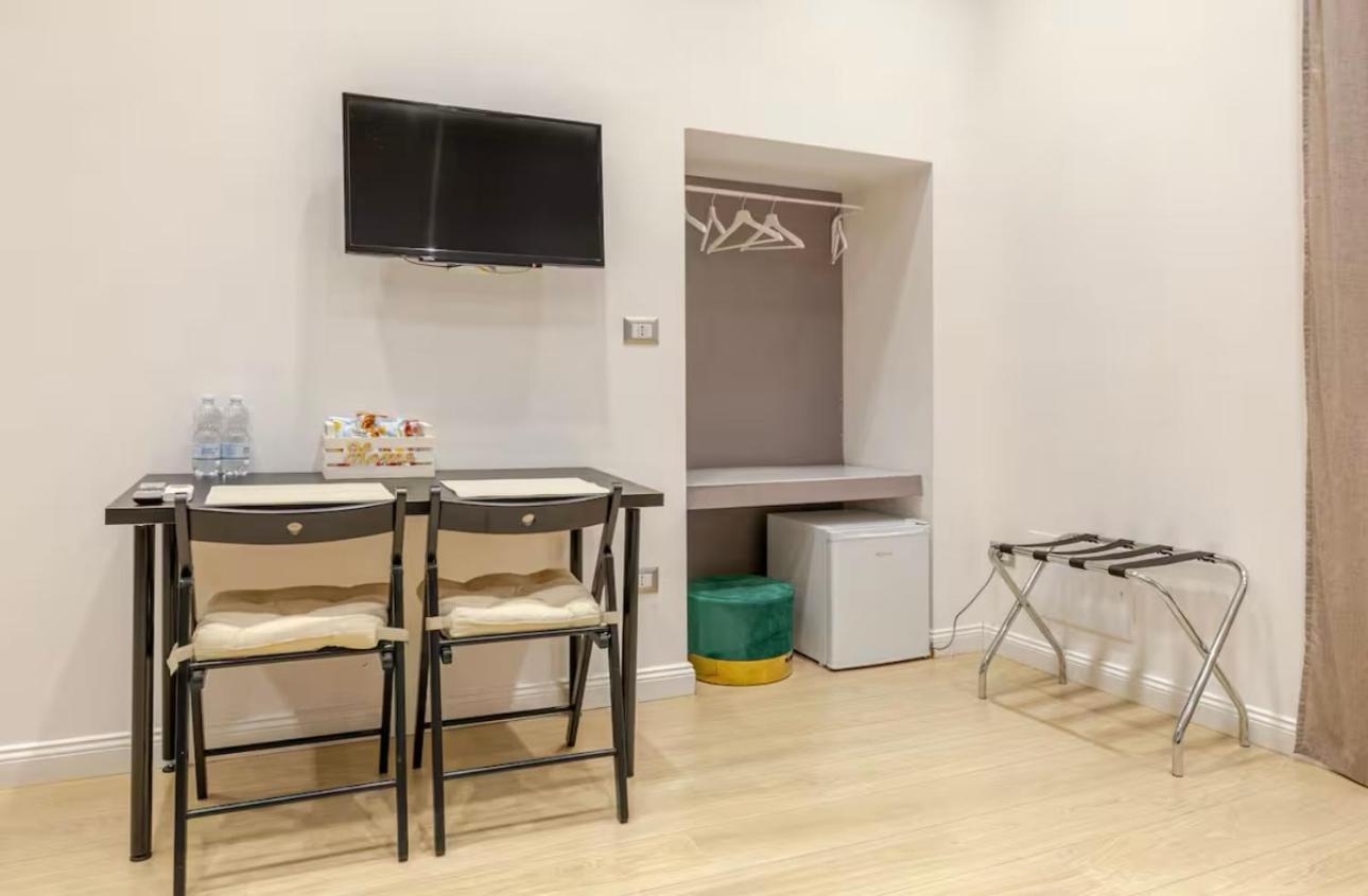 Nsh Apparthotel, Napoli Centro Экстерьер фото